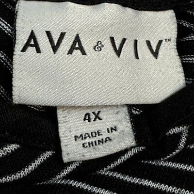 Ava & Viv Women’s Plus‑Size 4X Black & White Striped Knit V‑Neck Blouse – Long S - Thumbnail 4