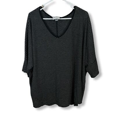 Ava & Viv Women’s Plus‑Size 4X Black & White Striped Knit V‑Neck Blouse – Long S - Thumbnail 2
