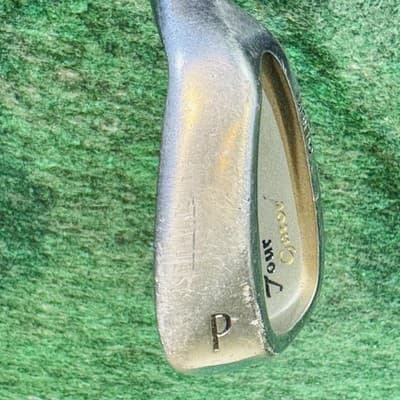 Tour Gator Oversize Pitching Wedge Mens RH 36.5 In Stiff Steel Silver Golf Club - Thumbnail 3