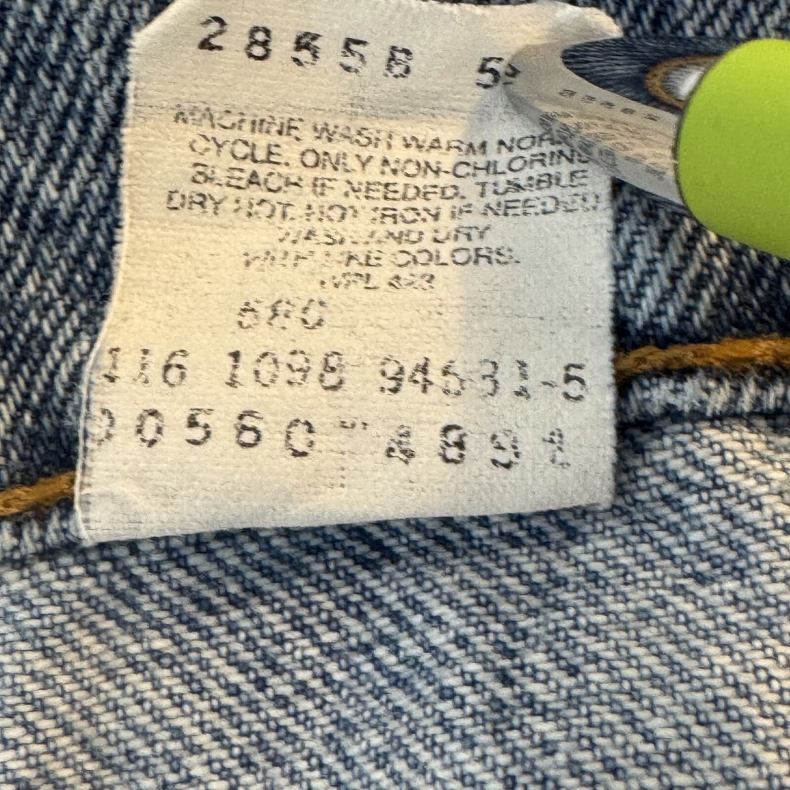 Vintage Levi's 560 Men's Jeans 42x30 Blue Denim Loose Tapered Leg - Thumbnail 6