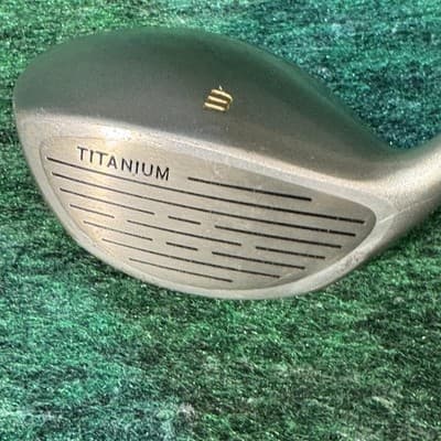 Wilson Ultra TG Titanium 1 Driver 10.5° Graphite Regular Flex Golf Club - Thumbnail 2