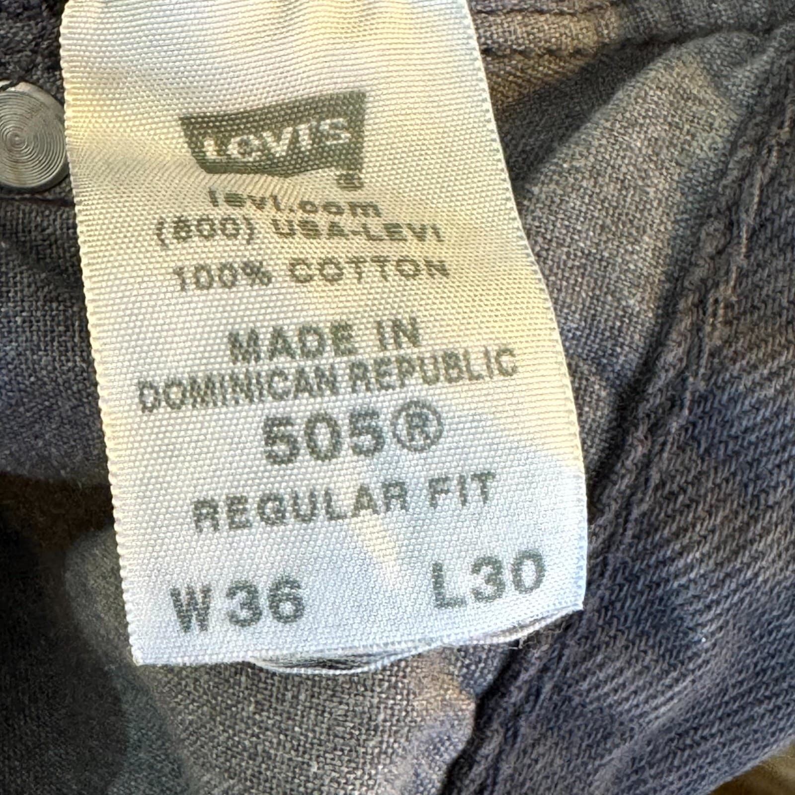 Vintage Levi's 505 Men's 36x30 Gray Denim Regular Fit Straight Jeans - Thumbnail 6