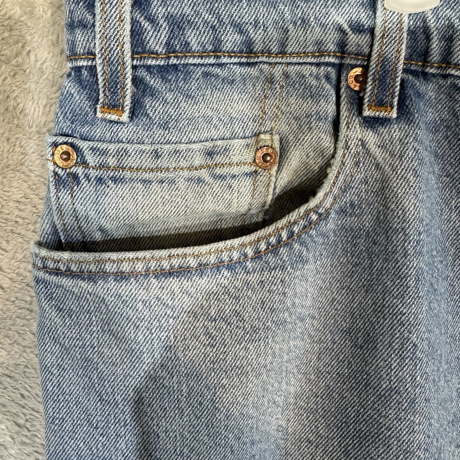 Vintage Levi's 560 Men's Jeans 42x30 Blue Denim Loose Tapered Leg - Thumbnail 3