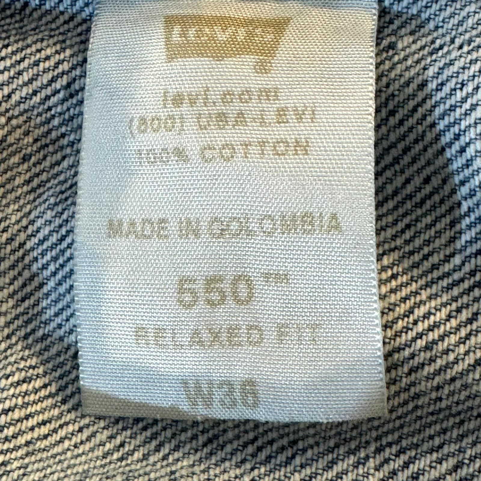 Levi's 550 Mens Shorts 36 Blue Denim Relaxed Fit High-Rise Flat Front M2045 - Thumbnail 5