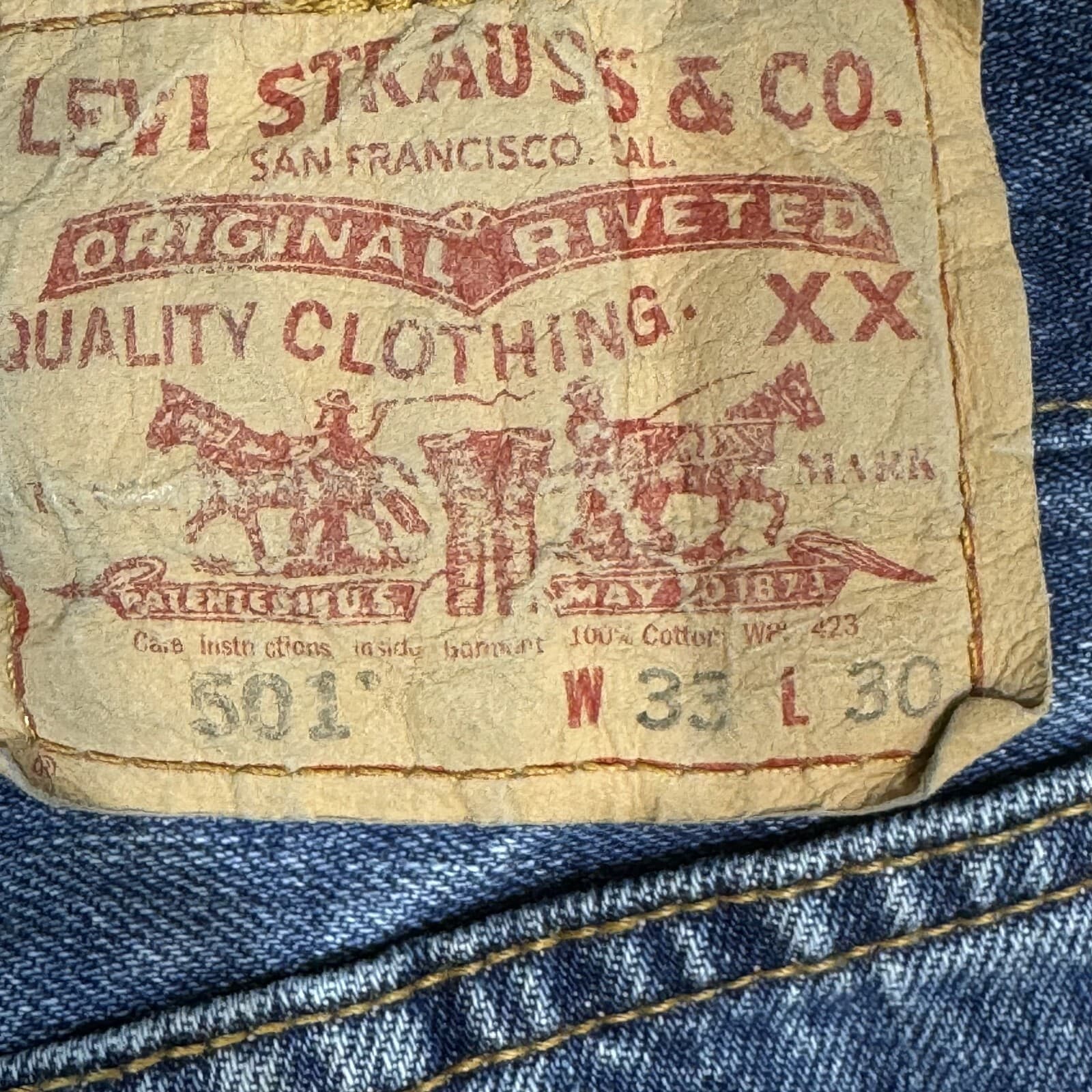 Levi’s 501 Men’s Jeans 33x30 Blue Denim Mid-Rise Original Fit Button Fly - Thumbnail 4