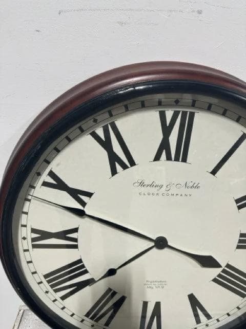 Sterling And Noble Round Wooden Wall Clock - Thumbnail 2