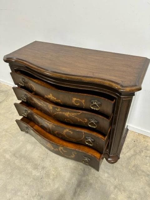 Thomasville Tuscan Hills Pisa 4 Drawer Dresser - Thumbnail 3