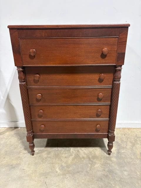 Antique Drexel Chest Of Drawers With Barley Twist Legs And 5 Drawers - Image 1
