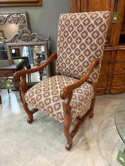 Norwalk Beige & Maroon Traditional Upholstered Arm Chair - Thumbnail 2