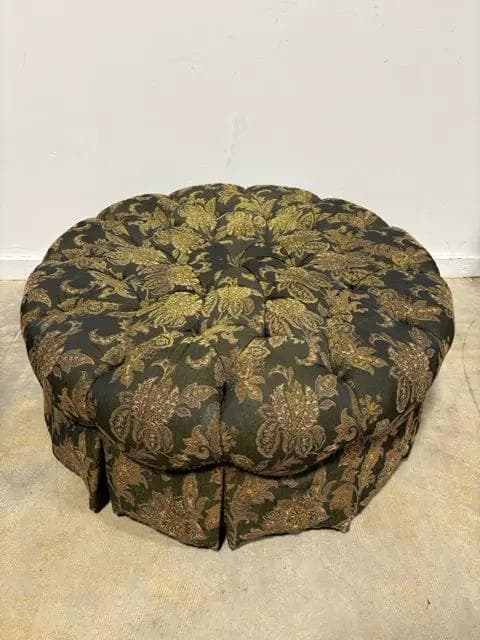 Henredon Schoonbeck Round Tufted Green Floral Ottoman With Nailheads - Image 1