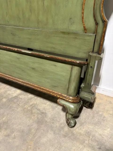 King Thomasville Green And Gold Tuscany Hills Bedframe - Thumbnail 3