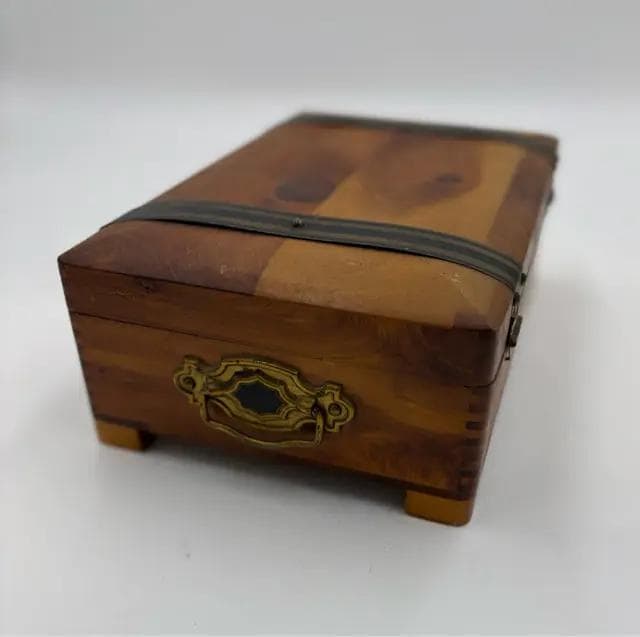 Cedar Jewelry Box - Thumbnail 3