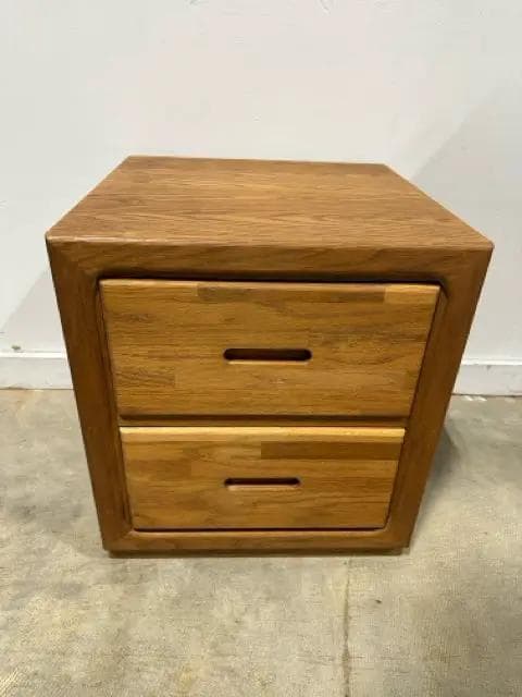 Oak Nightstand With 2 Drawers - Image 1