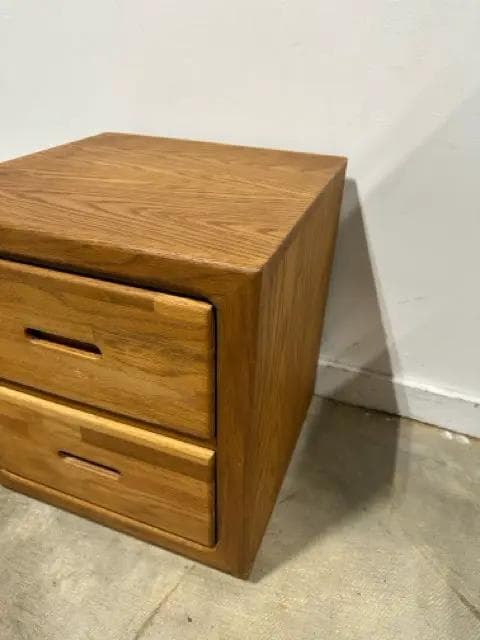 Oak Nightstand With 2 Drawers - Thumbnail 2