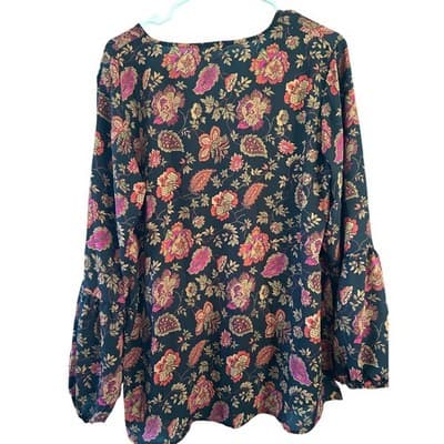 Maurices Blouse Womens Large Black Floral Paisley Bell Sleeve V-Neck Boho Top - Thumbnail 2