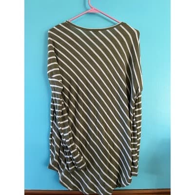 TBH Top Womens XL Green White Striped Long Sleeve High Low Scoop Neck DK3646 - Thumbnail 2