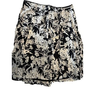 Banana Republic Floral Mini Skirt Size 6 Black White Side Zip Casual Summer - Thumbnail 7