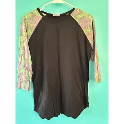 LuLaRoe Randy Baseball Tee Womens Medium Black Floral Raglan 3/4 Sleeve Shirt - Image 1