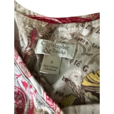 Christopher & Banks Top Womens Small Red Gold Vintage Collage Print 3/4 Sleeve - Thumbnail 3