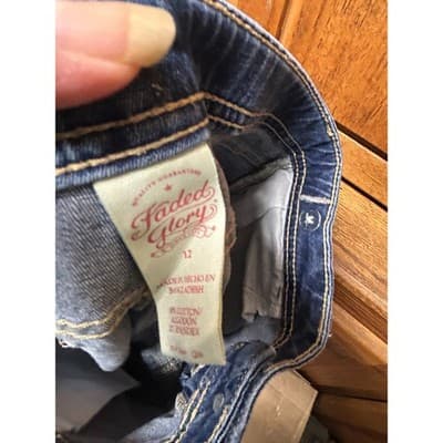 Faded Glory Denim Shorts Womens Size 12 Dark Wash Stretch Jean Shorts Casual - Thumbnail 3