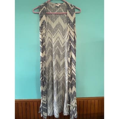 LuLaRoe Joy Vest XS Blue White Chevron Zig Zag Sleeveless Longline Duster Ribbed - Image 1
