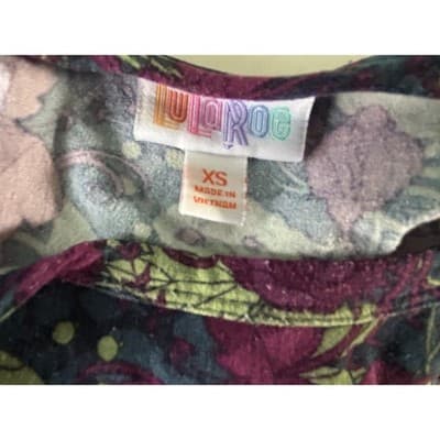 LuLaRoe Carly Dress XS Floral Burgundy Rose High Low Swing Short Sleeve Pocket - Thumbnail 3