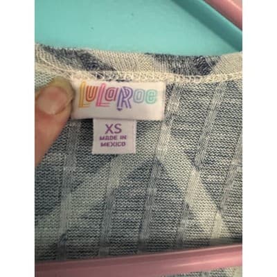 LuLaRoe Joy Vest XS Blue White Chevron Zig Zag Sleeveless Longline Duster Ribbed - Thumbnail 3