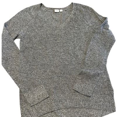 Gap V-Neck Sweater Womens Small Gray White Marled Knit Pullover Raglan Sleeve - Image 1