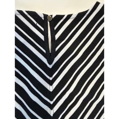 Liz Claiborne Sleeveless Top Size L Black White Striped Chevron Knit Blouse - Thumbnail 5