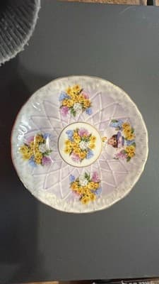 Vintage Victorian Portrait Tea Cup & Saucer Set - Thumbnail 4