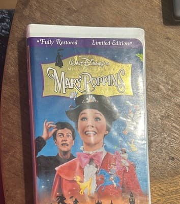 Mary Poppins Walt Disney's Masterpiece Limited Edition VHS - Image 1