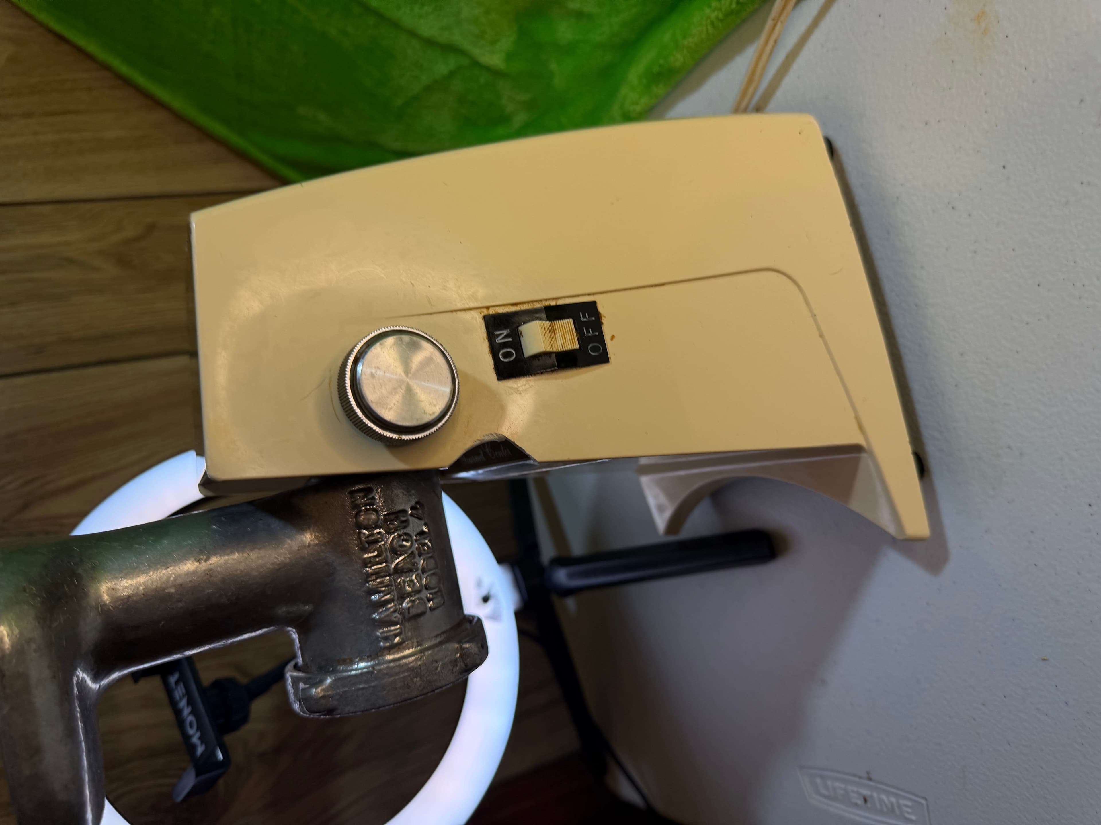 Vintage Hamilton Beach Meat Grinder and Food Chopper with Attachments - Thumbnail 8