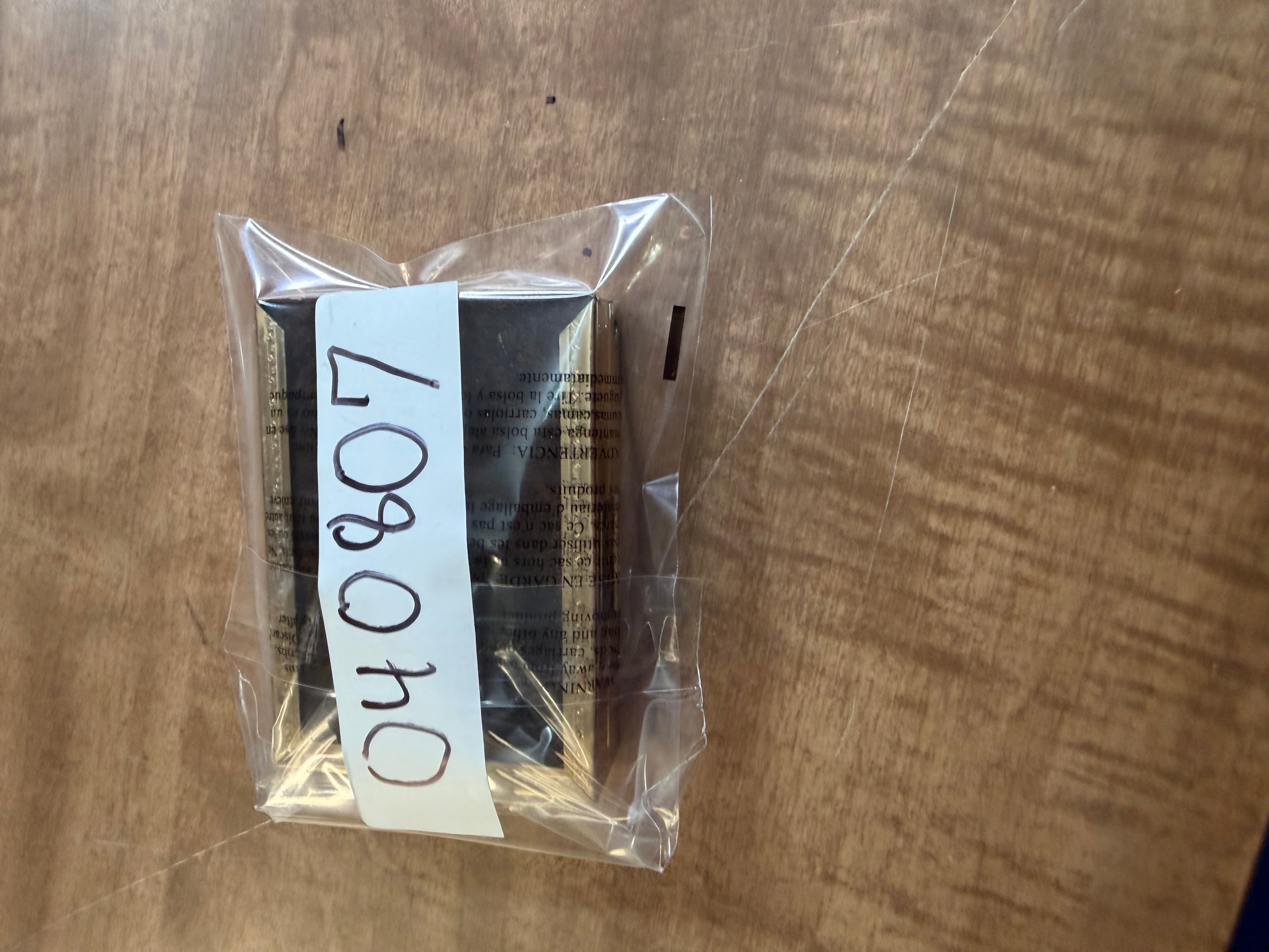 Vintage Double Photo Frame with Decorative Gold Trim - Thumbnail 7