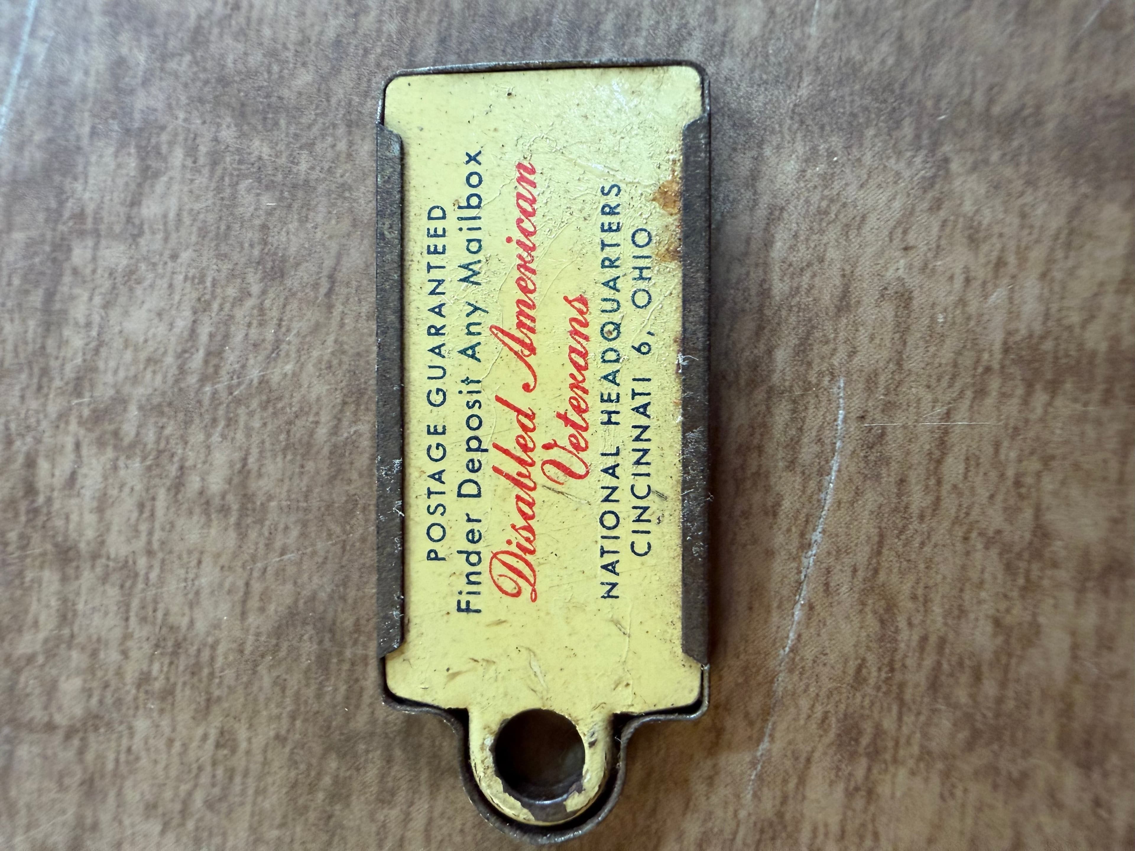 Vintage Louisiana License Tag 1951 #516 #517 - Thumbnail 2