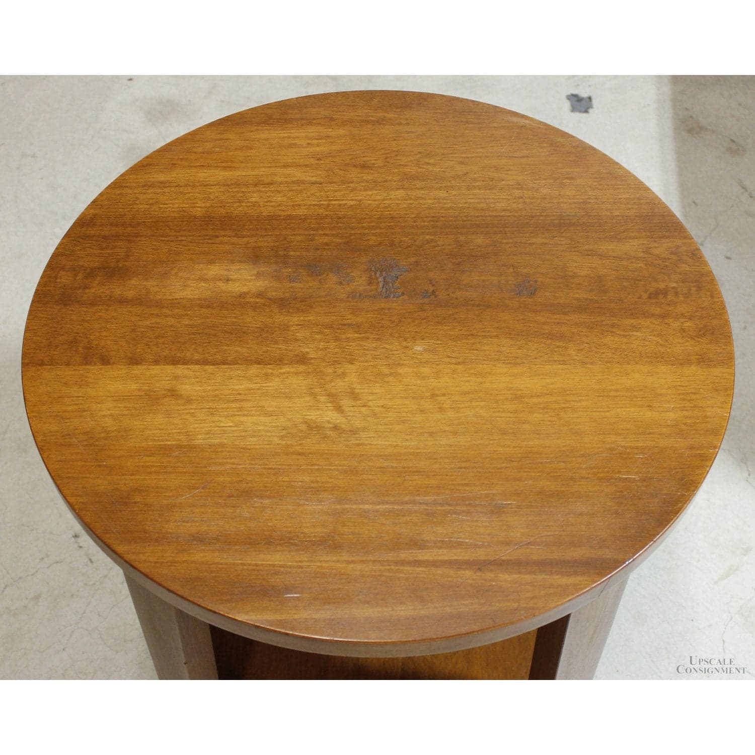 Round Craftsman Style Accent Table - Thumbnail 3