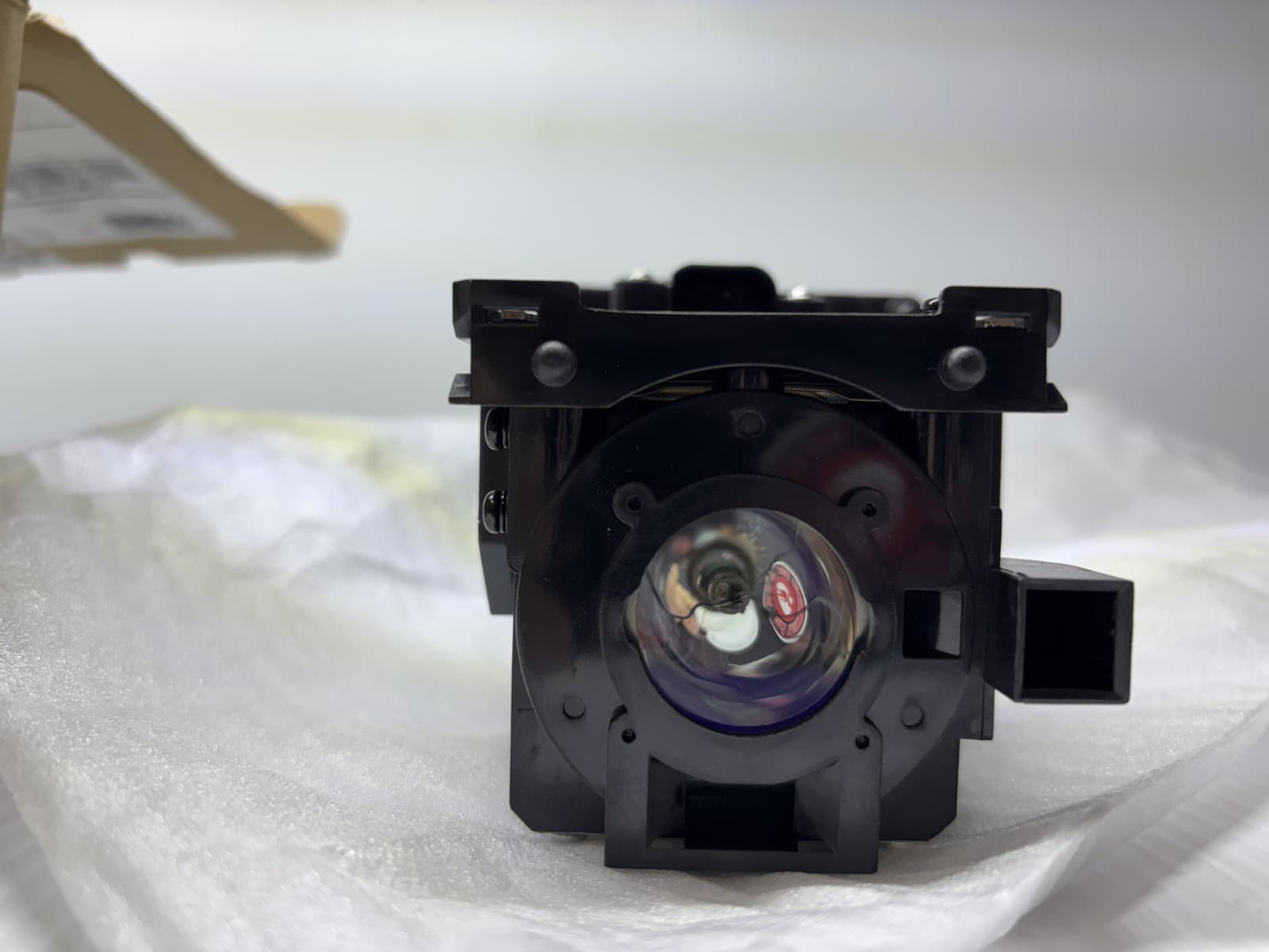 GENUINE ORIGINAL OEM NEC LT60LP LAMP FOR HT1000 HT1100 LT60LP NLV - Thumbnail 5