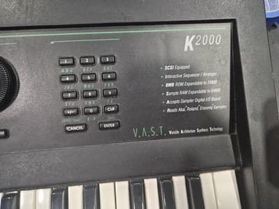 Kurzweil K2000 Variable Architecture Synthesis Technology VAST Keyboard W/ Case - Thumbnail 3