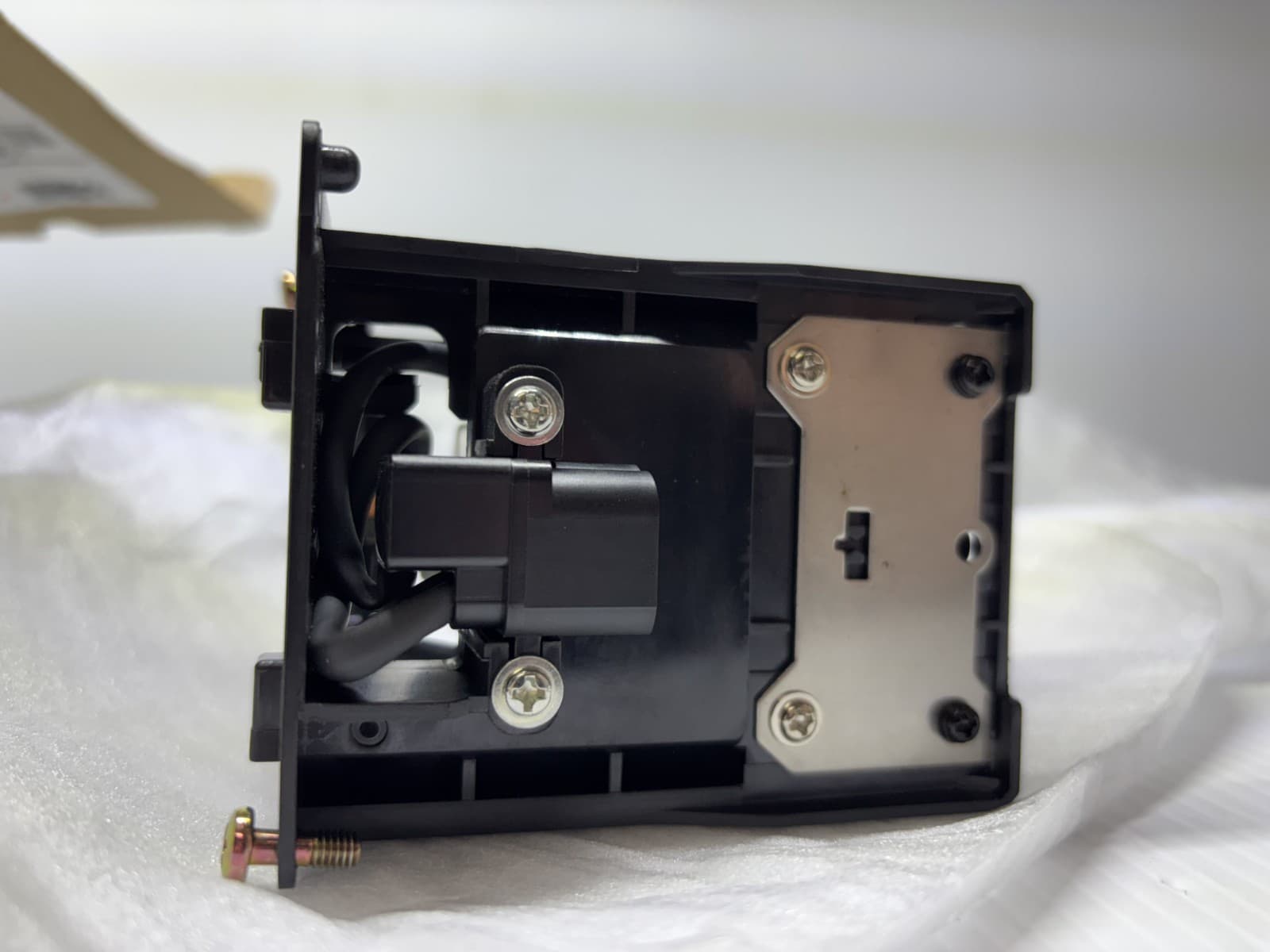 GENUINE ORIGINAL OEM NEC LT60LP LAMP FOR HT1000 HT1100 LT60LP NLV - Thumbnail 9