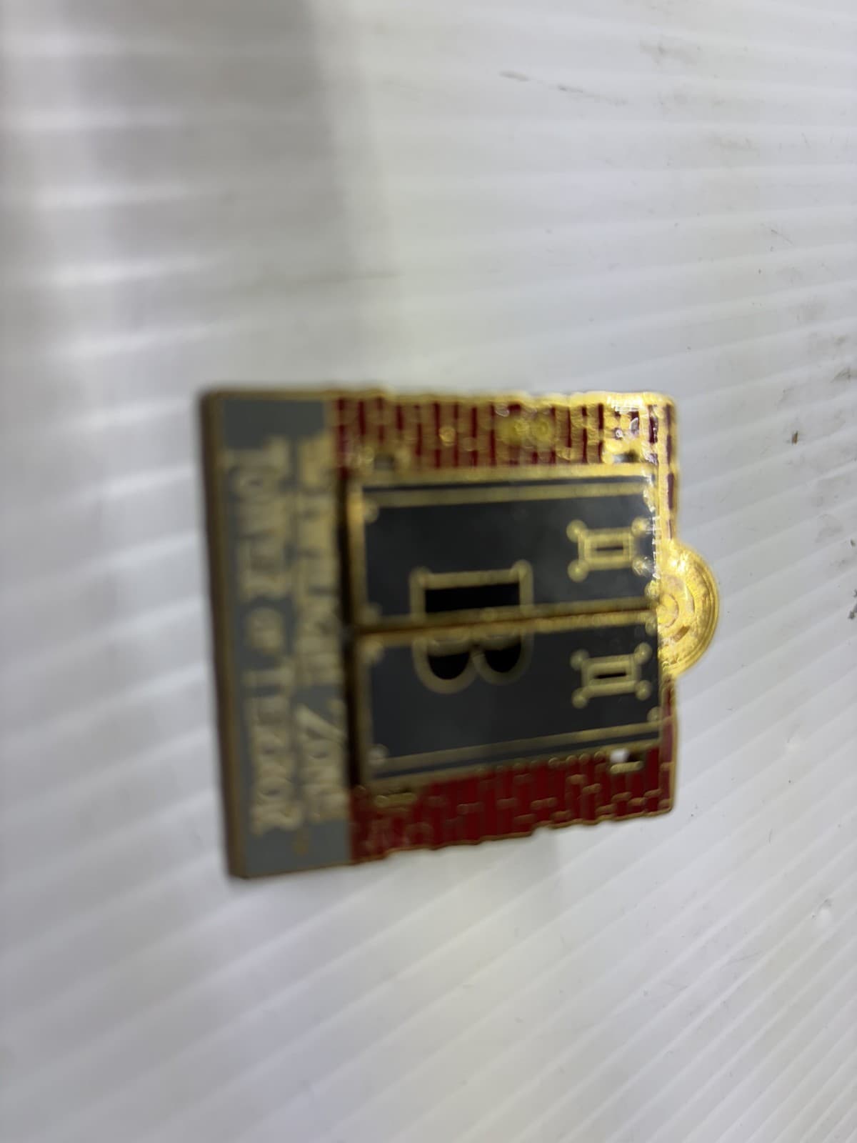 The Twilight Zone Tower Of Terror Bellhop Stitch WDW 2006 3D Slider Pin - Thumbnail 2