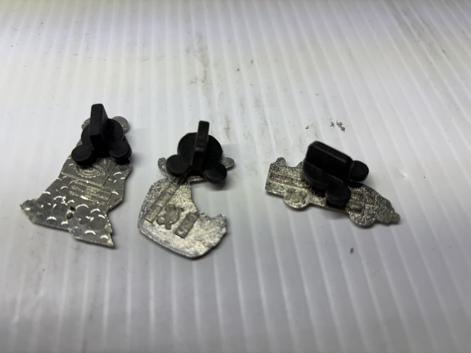 Disney Parks Pin Lot of 3 - Thumbnail 2