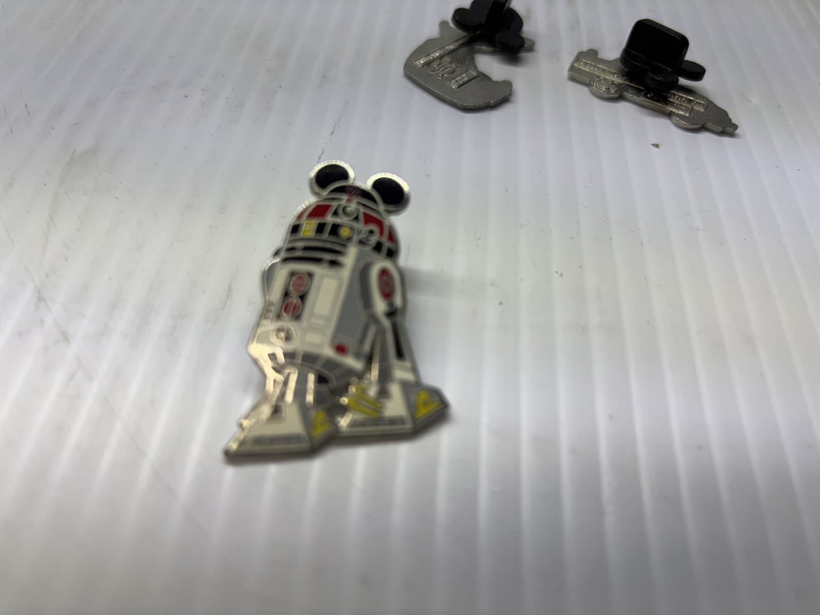 Disney Parks Pin Lot of 3 - Thumbnail 3