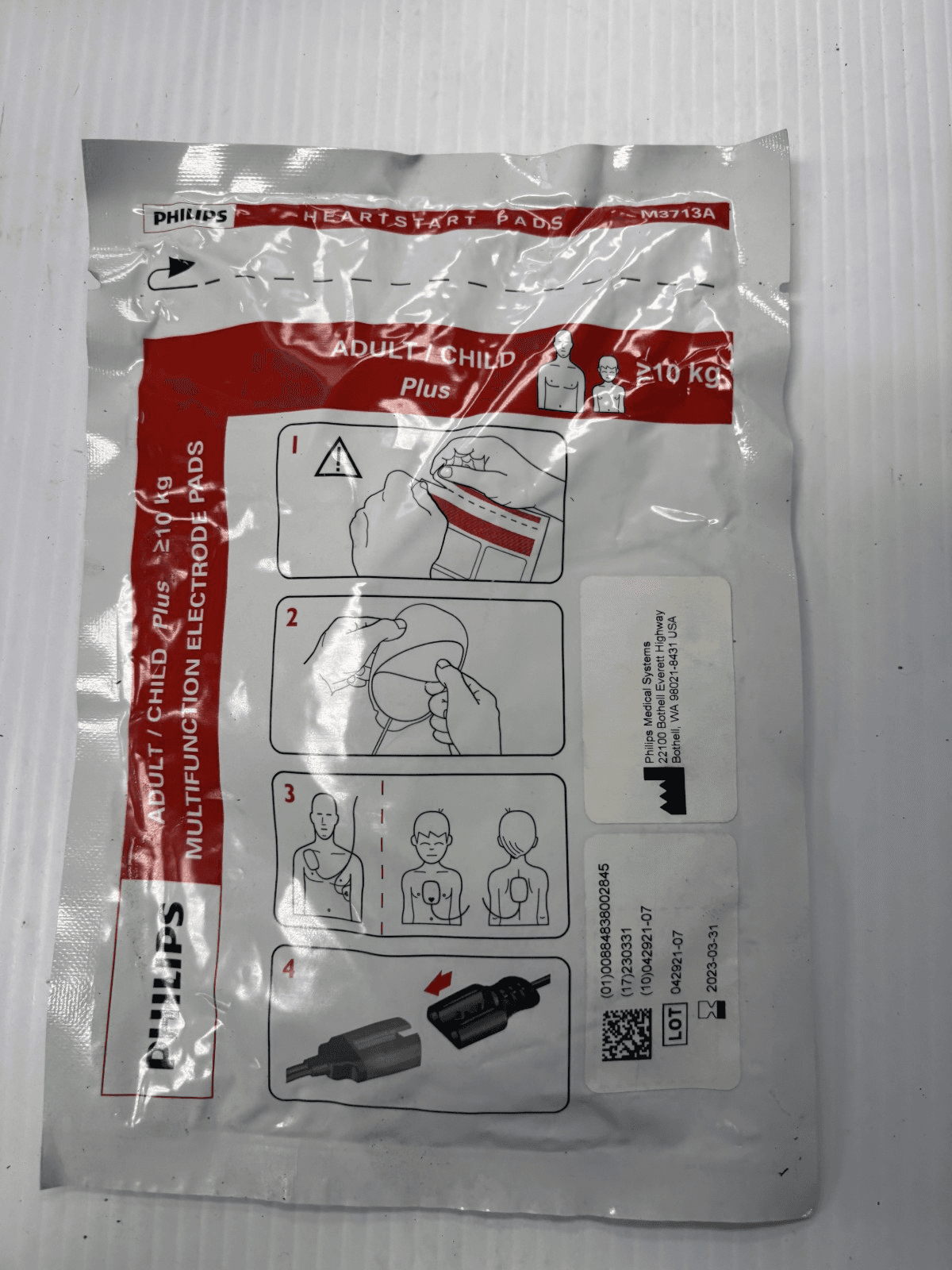 M3713A Electrode Pad of Philips HeartStart FR2 FR2+ FR3 FRX DFM100 XL+ 2027.2.28 - Image 1