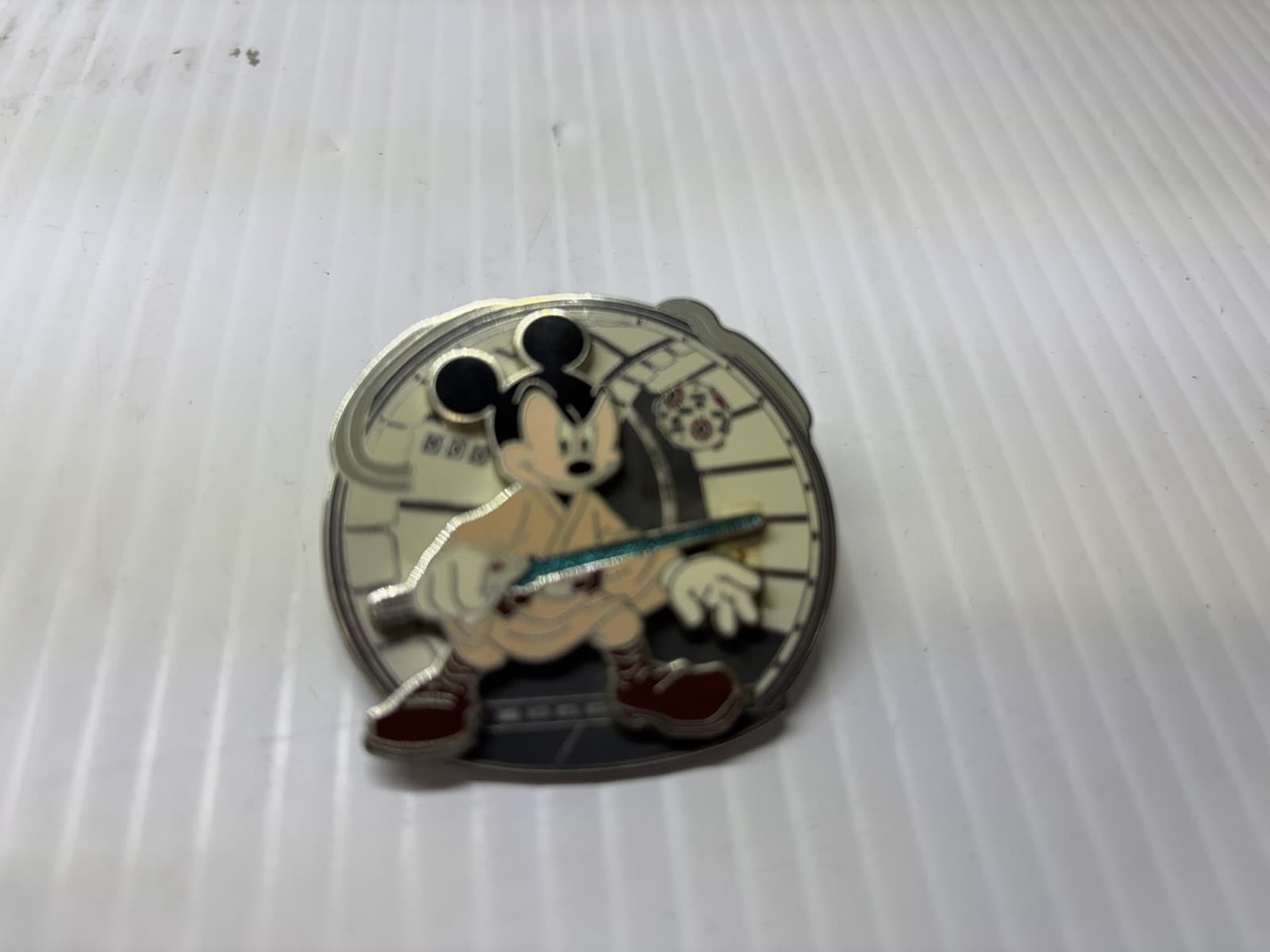 Disney Star Wars Mickey Mouse As Luke Skywalker Pin - Image 1