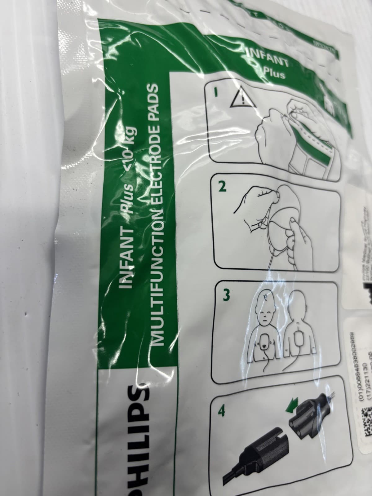 M3717A Electrode Pads Philips of HeartStart FR2+ FR3 FRX DFM100 XL+ Child Enfant - Thumbnail 4