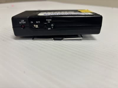 Shure BLX4R/SM58 Handheld Wireless System - Image 1