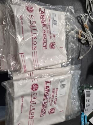 * QTY. 8 GE CRITIKON SFT-A3-2A 31-40 CM SOFT-CUF BLOOD PRESSURE CUFFS - Image 1
