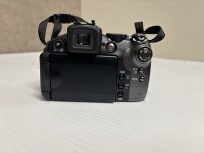 Canon PowerShot S5 IS 8.0MP Digital Camera Bundle w/ Case - Thumbnail 7