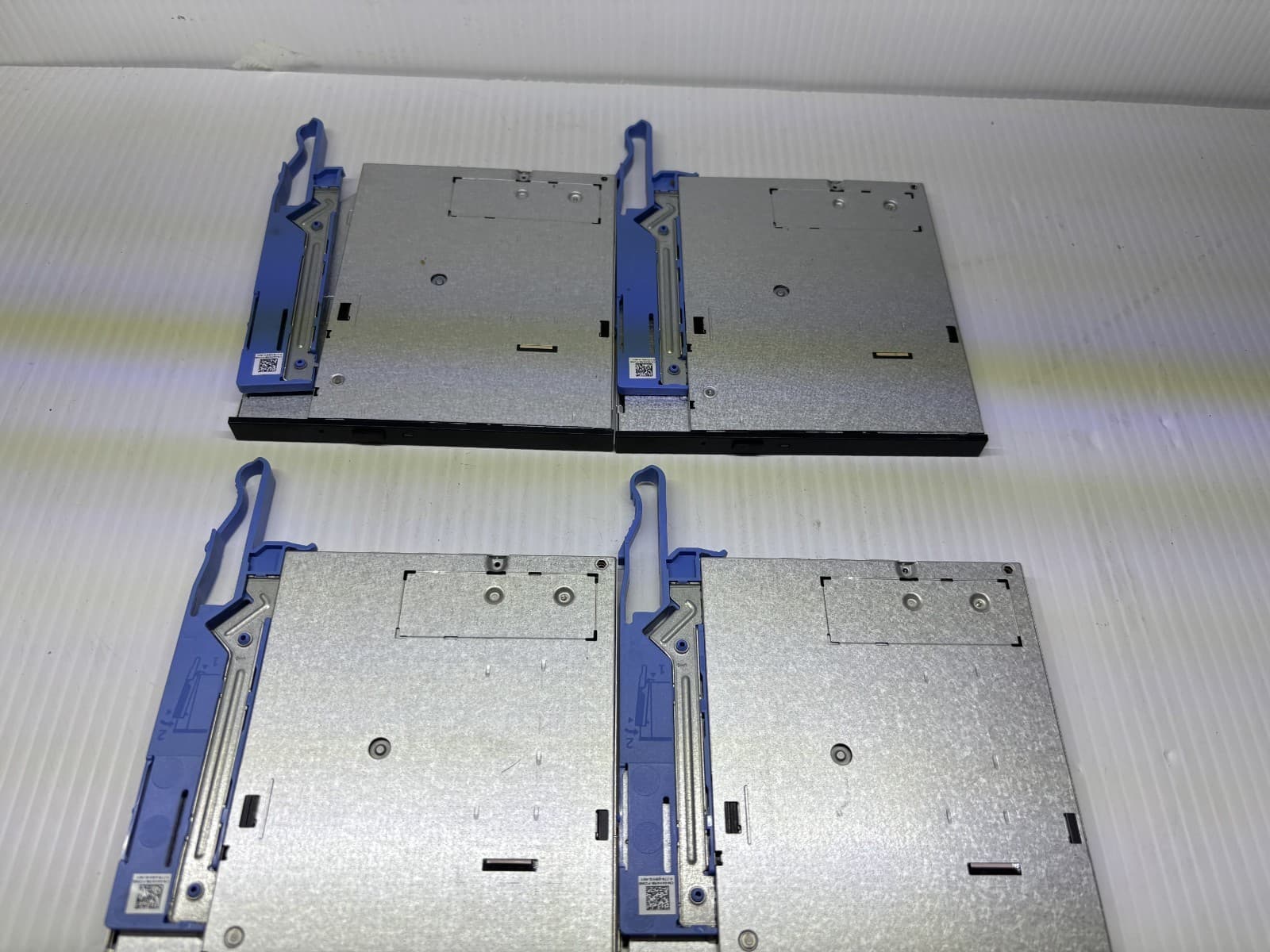 Slim DVD RW Drive w/ Caddy Bracket | 0PNDVV DU-8A5LH Lot of 4 As Is - Image 1