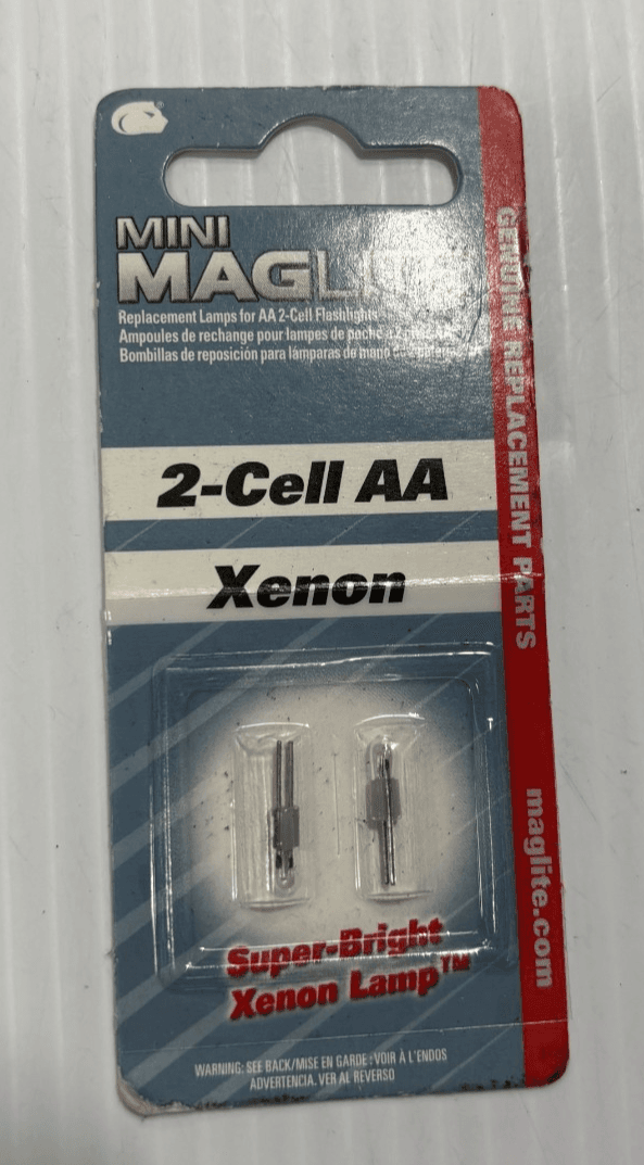Maglite Replacement Lamps for 2-Cell AA Mini Flashlight, 2-Pack - Image 1