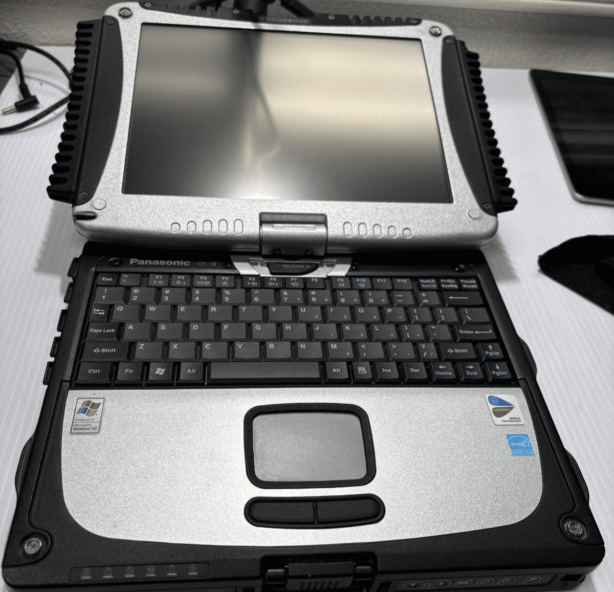 Panasonic Toughbook CF-18 Rugged Laptop Tablet Windows XP - Image 1